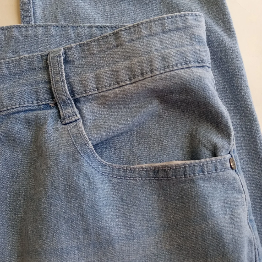 Day & Age men 36w